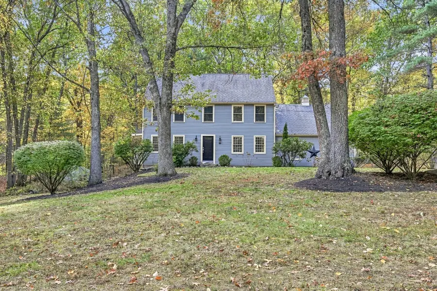 56 N Mill St, Hopkinton, MA 01748 - #2