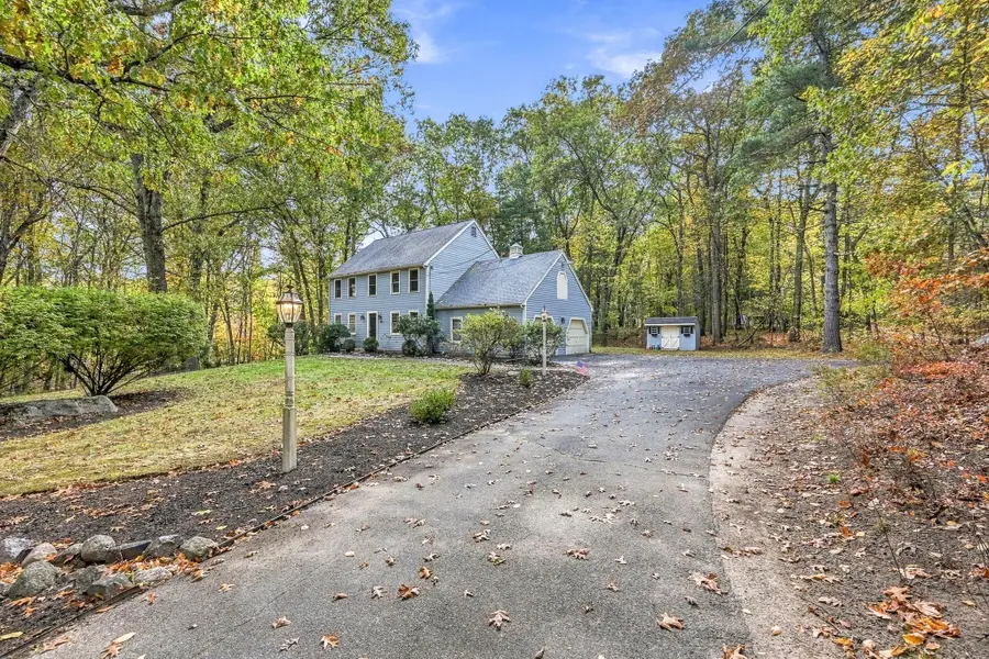 56 N Mill St, Hopkinton, MA 01748 - #3