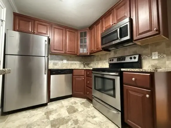 47 Alvarado Avenue #3B, Worcester, MA 01604