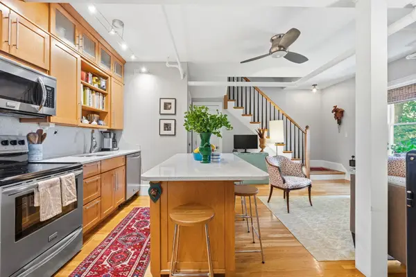 127 Winthrop Road #1A, Brookline, MA 02445