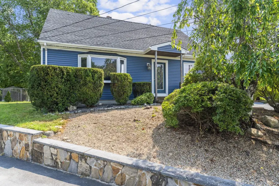 10 Rounseville St, New Bedford, MA 02745 - #3