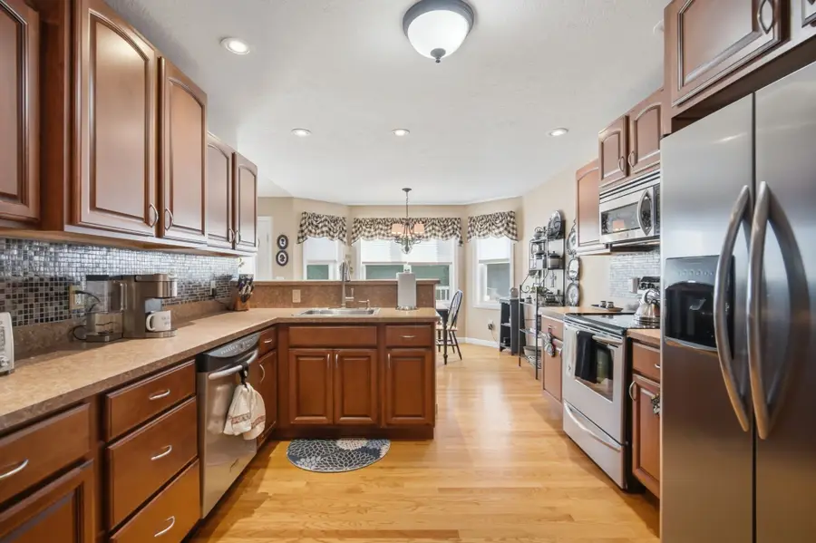 26 Mayer, Holyoke, MA 01040 - #3