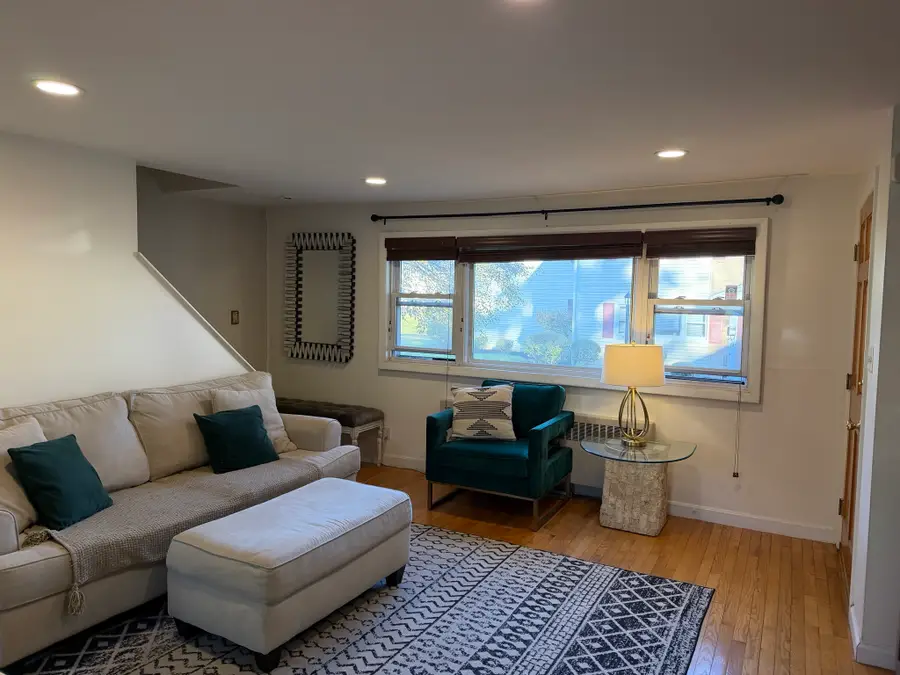 33 Prescott St #33, Framingham, MA 01702 - #3
