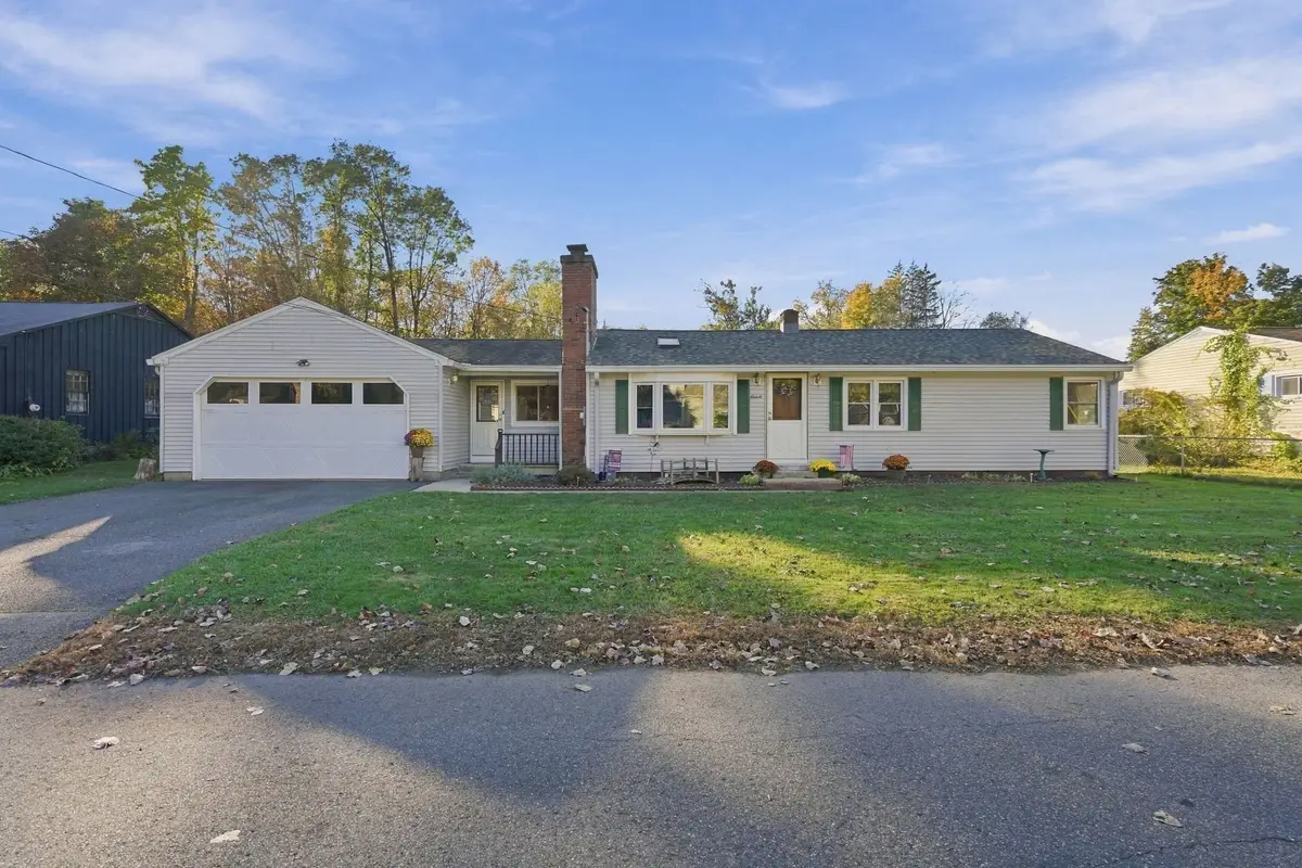 16 Clyde Ave, West Springfield, MA 01089 - #1