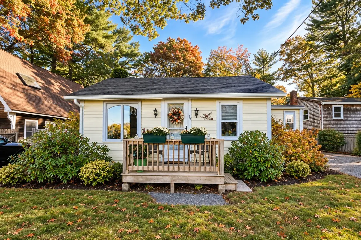198 Wampatuck St, Pembroke, MA 02359 - #1