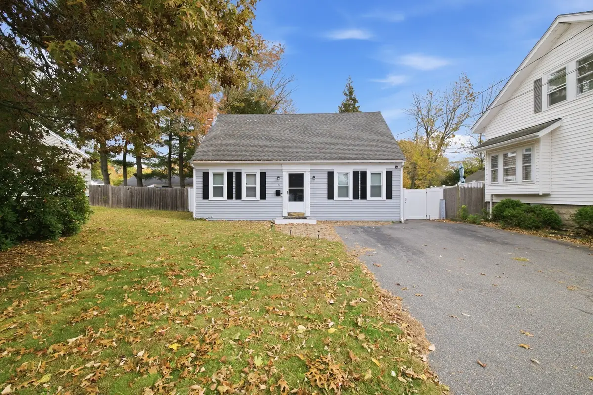 30 Ettrick St, Brockton, MA 02301 - #1