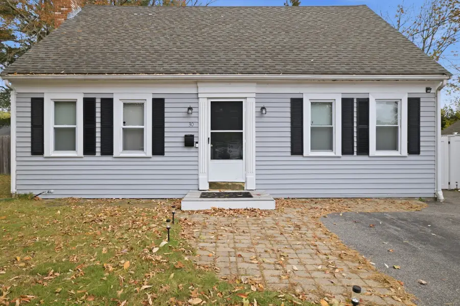 30 Ettrick St, Brockton, MA 02301 - #3
