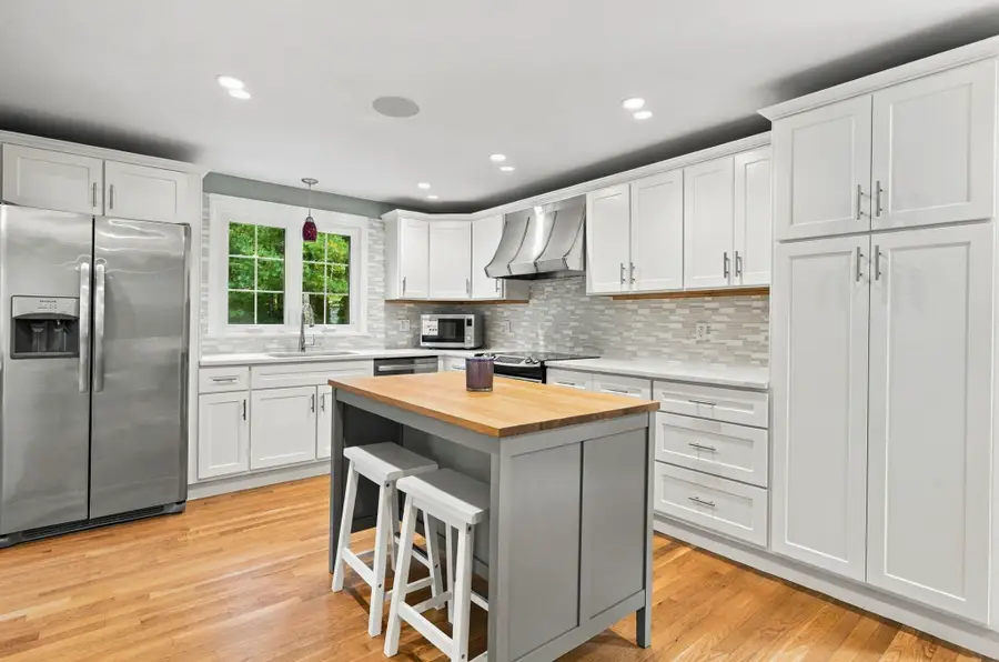 106 Russell St, Peabody, MA 01960 - #2