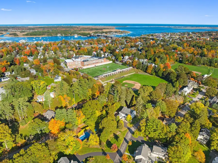 30 Toppans Ln, Newburyport, MA 01950 - #2