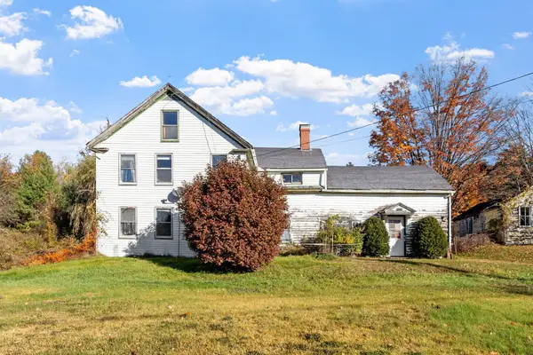 254 West Rd, Petersham, MA 01366
