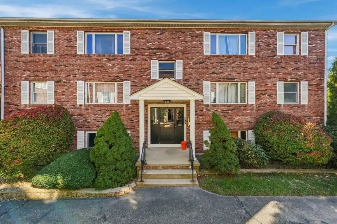 50 Clark St #8, Fall River, MA 02720 - #1