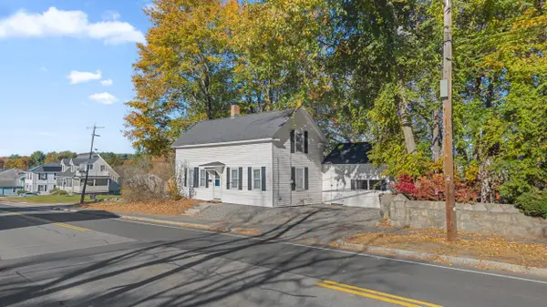 82 W Main St, Dudley, MA 01571