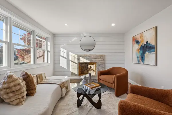 28 Olive St, Winchester, MA 01890