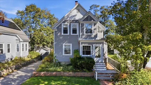 195 High Street, Wareham, MA 02571