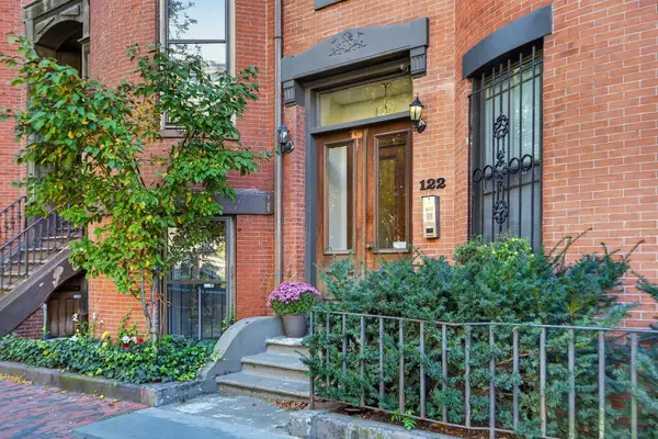 122 Chandler St #A, Boston, MA 02116