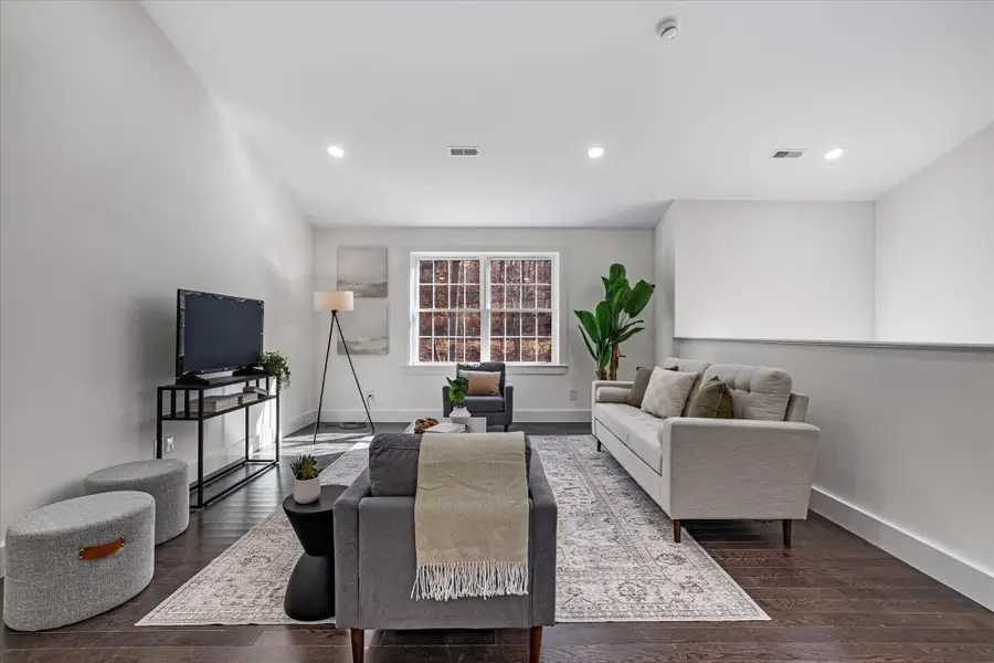 47 Brookfield Rd, North Brookfield, MA 01535 - #3