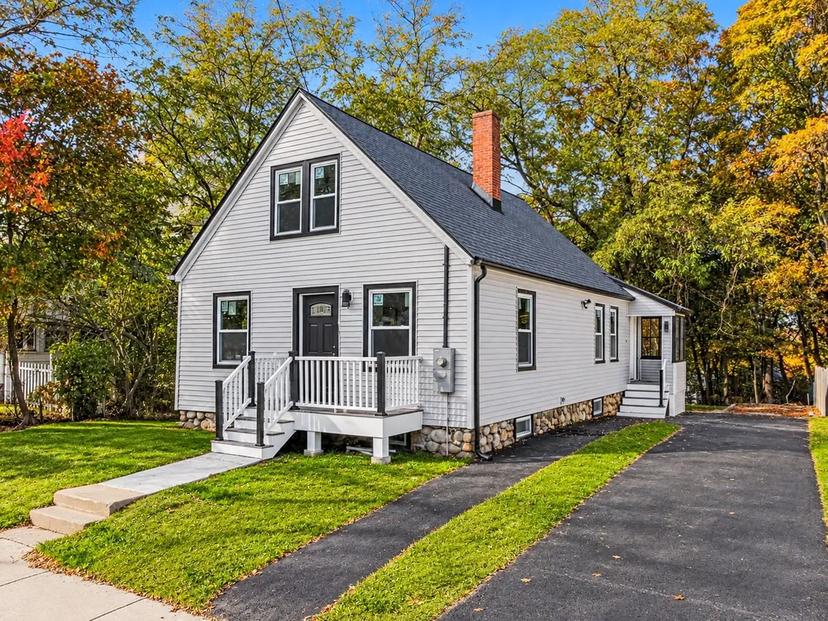 197 Oakland Ave, Methuen, MA 01844 - #1