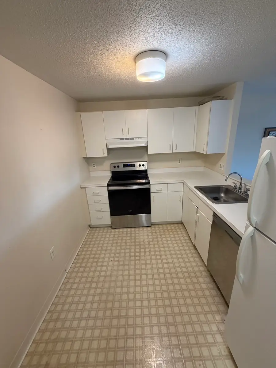 24 Park St #6G, Attleboro, MA 02703 - #3