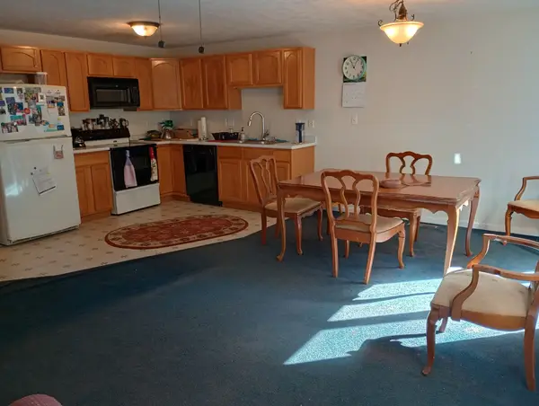 8 Old Mill Ln #8, Templeton, MA 01468