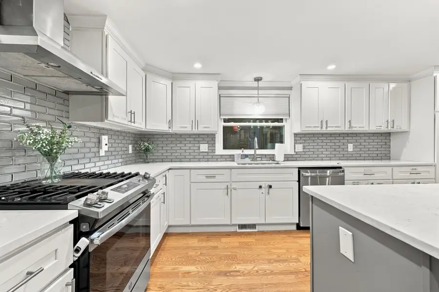 89 Kennedy Circle, South Easton, MA 02375 - #3