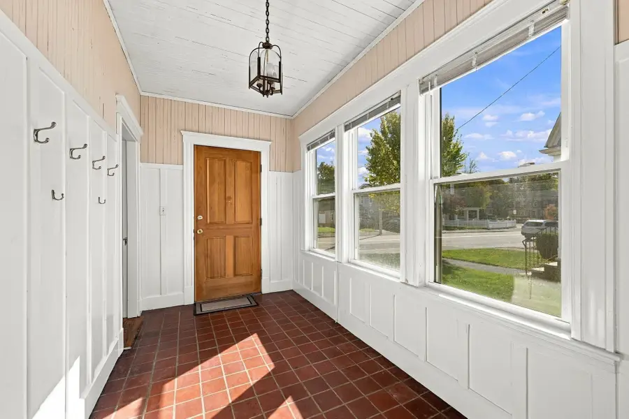 37-39 Orchard Cir, Swampscott, MA 01907 - #2