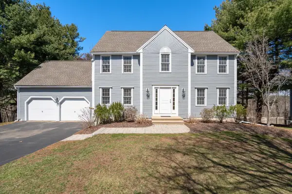 11 Liberty Dr, Northborough, MA 01532