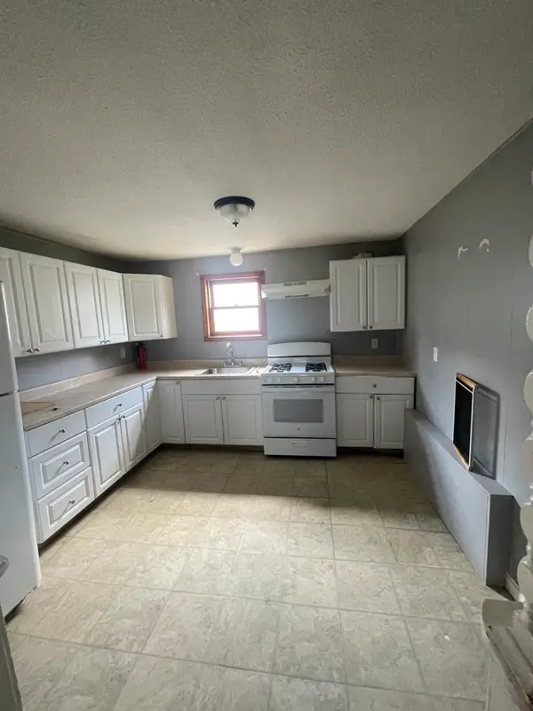 265 John, Fall River, MA 02721