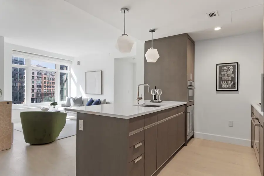 100 Lovejoy Wharf #10C, Boston, MA 02114 - #3