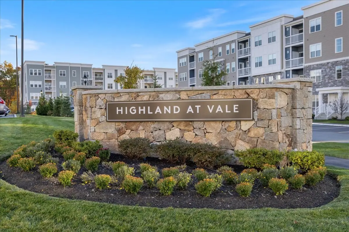 2 Stratton Dr #309, Woburn, MA 01801 - #1