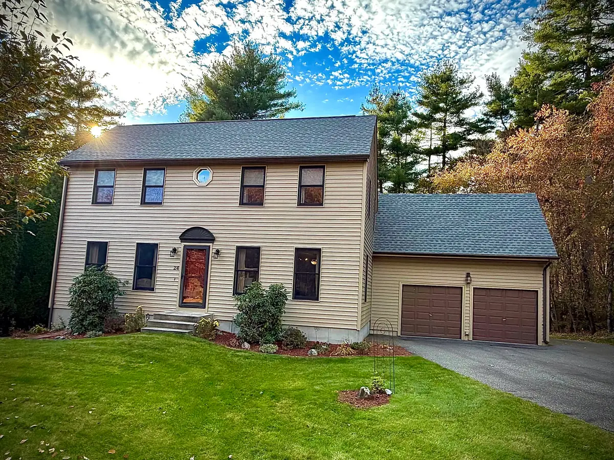 24 Robin Ln, Belchertown, MA 01007 - #1