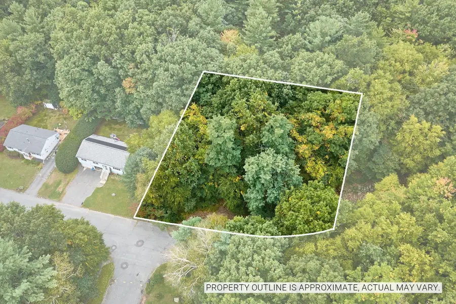 50 Matthew Dr, Northampton, MA 01062 - #3