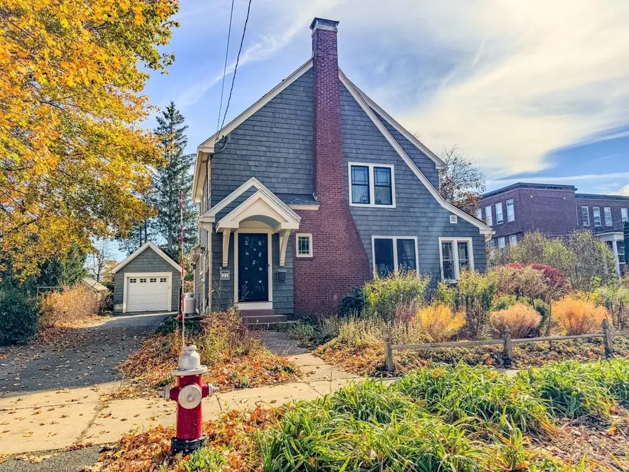 31 Crocker Ave, Turners Falls, MA 01376 - #2