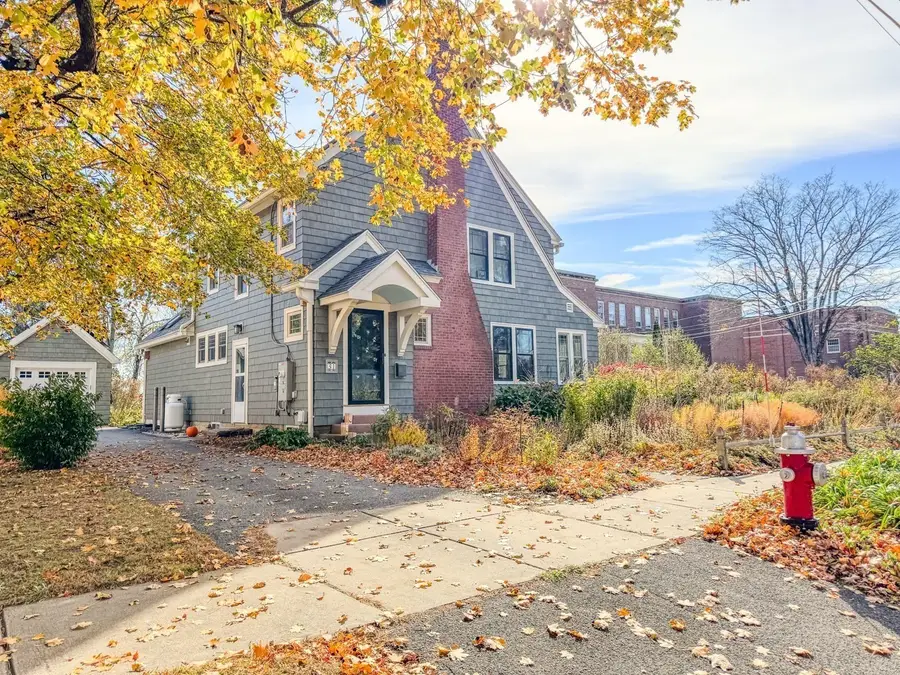 31 Crocker Ave, Turners Falls, MA 01376 - #3