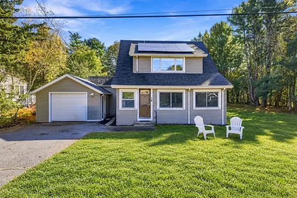 8 Wright Ct, Kingston, MA 02364