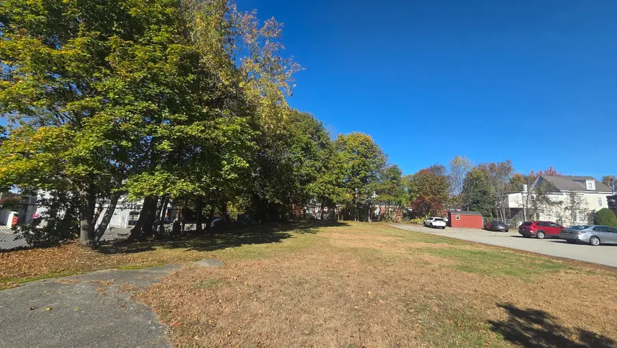 22 Kenoza Ave, Haverhill, MA 01830 - #3
