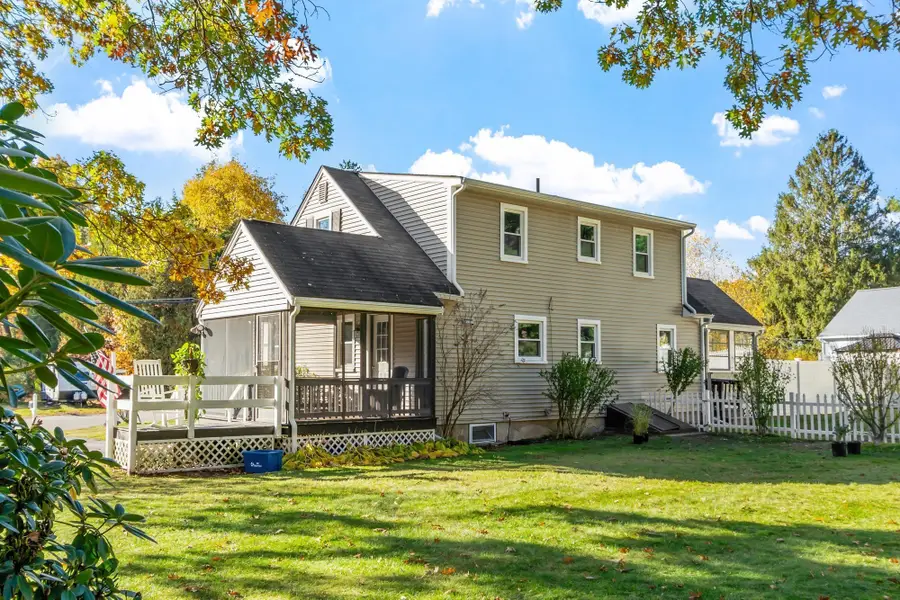 6 Courtland Dr, Chelmsford, MA 01824 - #2
