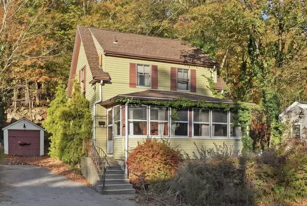 189 Western Ave, Gloucester, MA 01930