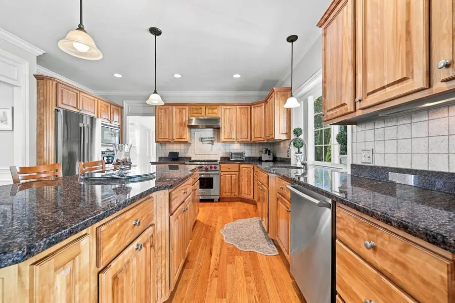 18 Smith Rd, Hopkinton, MA 01748 - #3