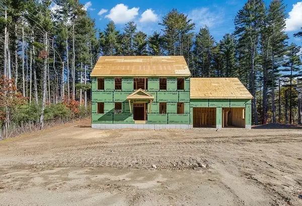 3 Burr Trail Cir, Bellingham, MA 02019