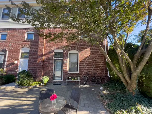 65 Brookside Ave #6, Boston, MA 02130