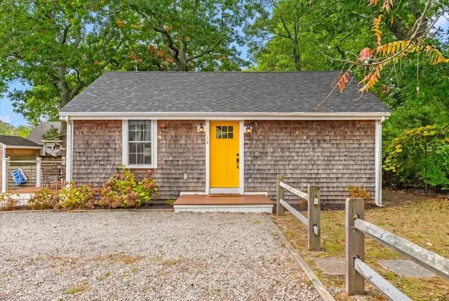 14 Sullivan Ave, Plymouth, MA 02360 - #2
