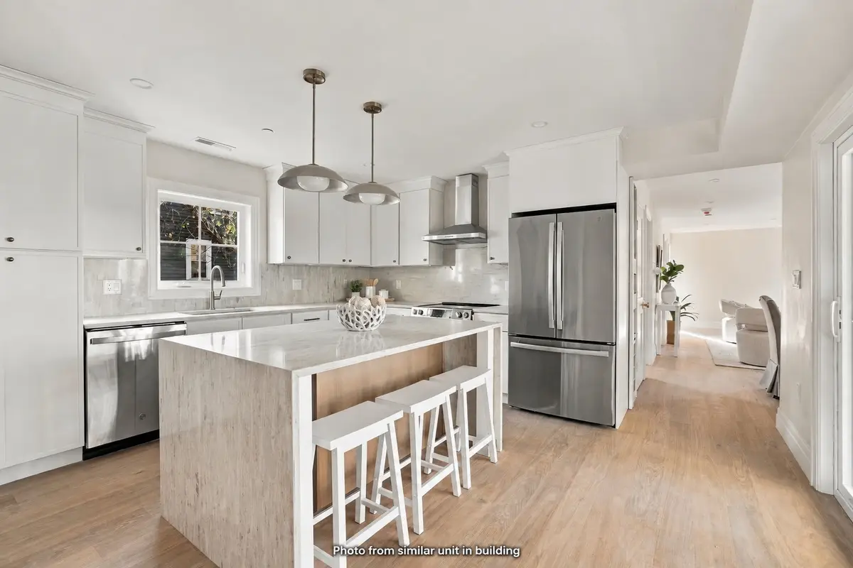 114 Hale St #1, Beverly, MA 01915 - #1