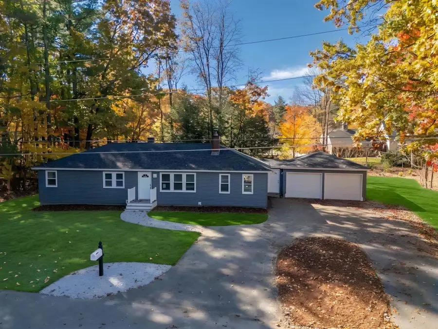 24 Hemlock Dr, Fitchburg, MA 01420 - #2