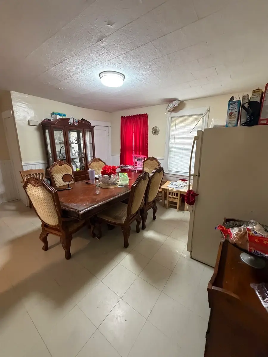 903-905 Essex St, Lawrence, MA 01841 - #2