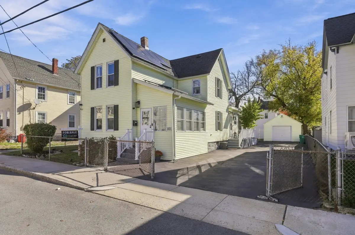 93 Lilley Ave, Lowell, MA 01850 - #1