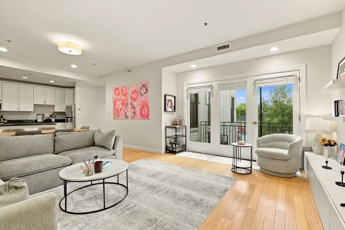 163-165 Chestnut Hill Ave #PH5, Boston, MA 02135 - #1