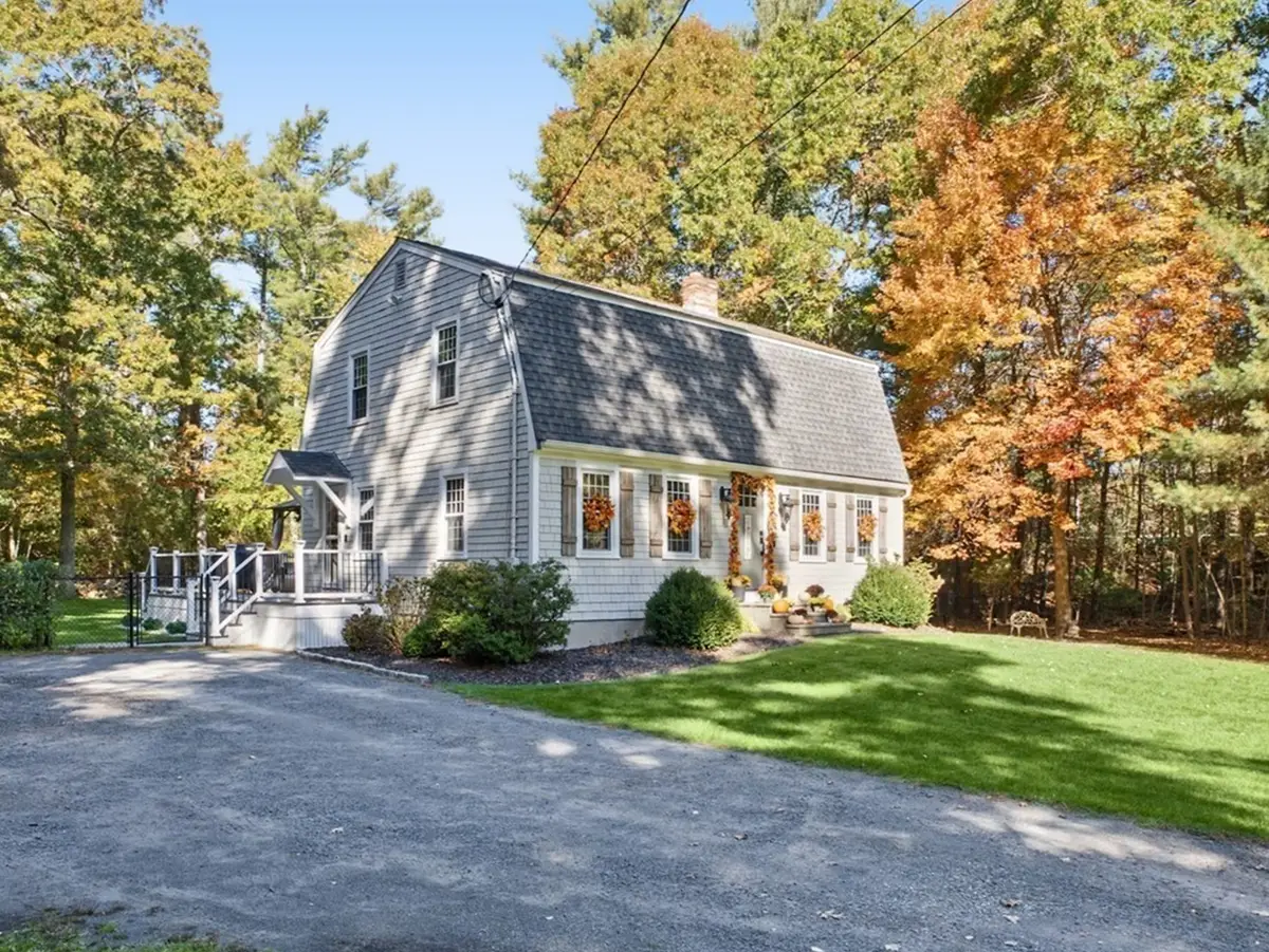 2 Holloway Brook Rd, Lakeville, MA 02347 - #1