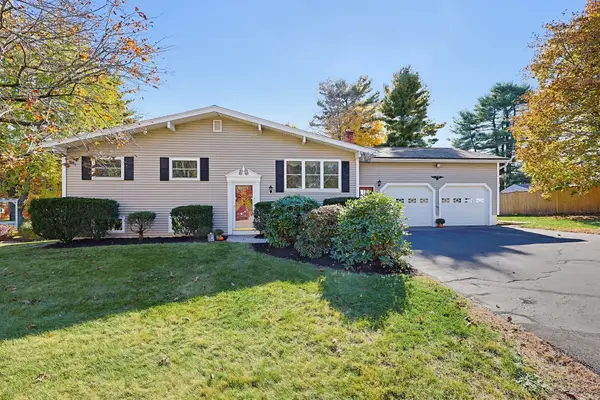 16 Meryl St, Medway, MA 02053