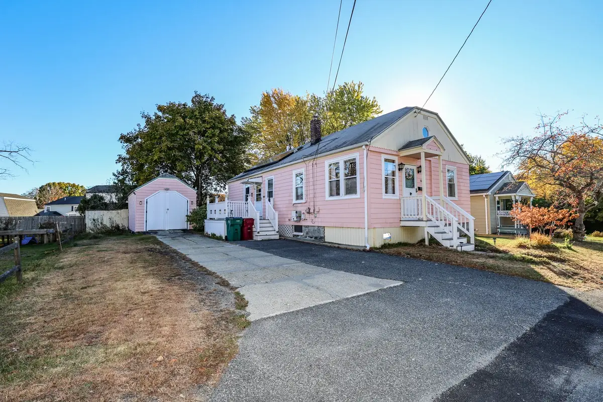60 Columbia Rd, Lowell, MA 01854 - #1