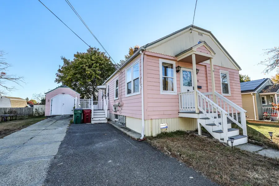 60 Columbia Rd, Lowell, MA 01854 - #2